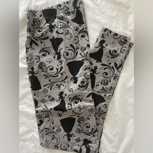 TORRID x Disney Princess Leggings. Torrid size 0.